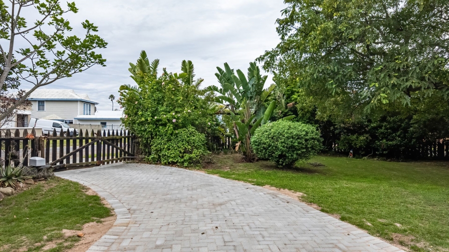 3 Bedroom Property for Sale in Bowtie Western Cape